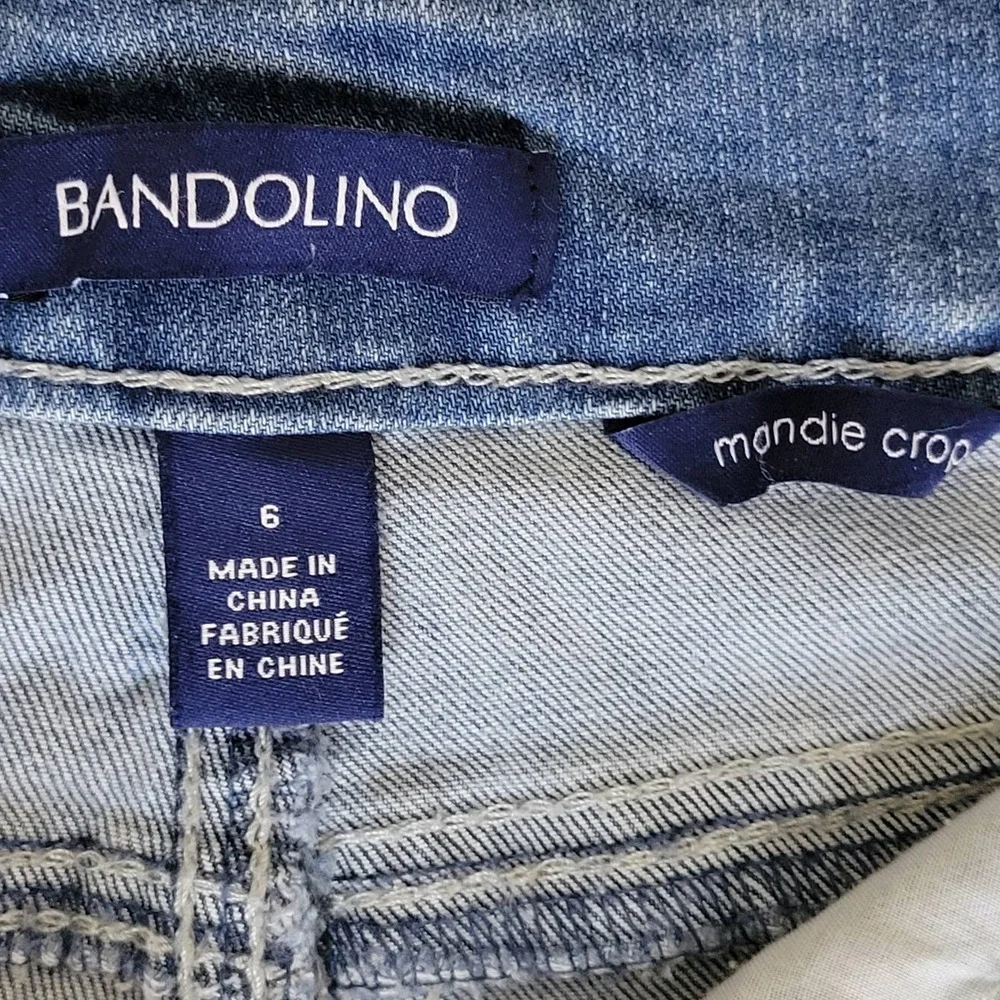 Bandolino mandie crop